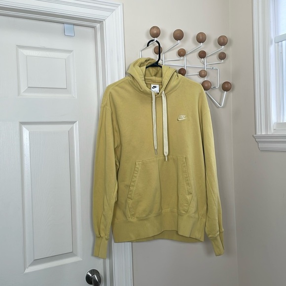 Nike Other - Nike - Classic 90s Retro Style Hoodie - Yellow - M